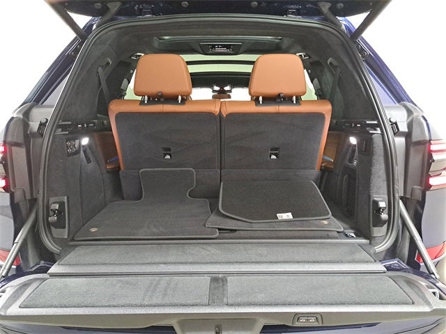 2025 BMW X7 ALPINA XB7