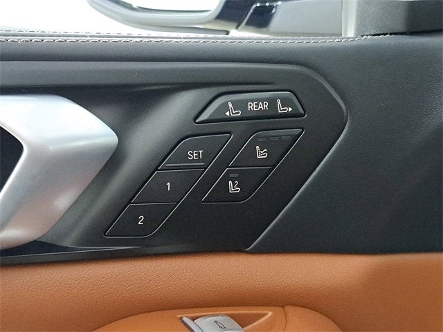 2025 BMW X7 ALPINA XB7