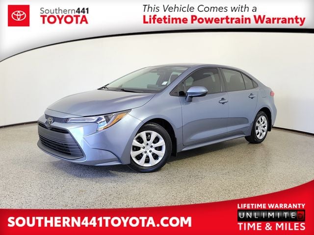 2025 Toyota Corolla LE CVT's photo