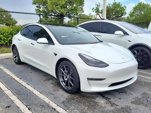 2022 Tesla Model 3 Long Range