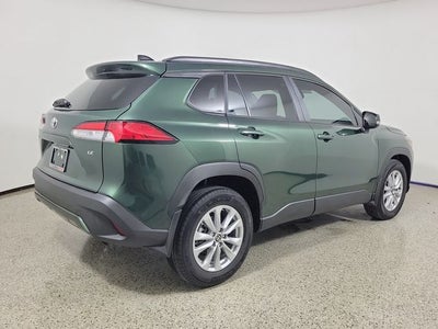 2025 Toyota Corolla Cross LE