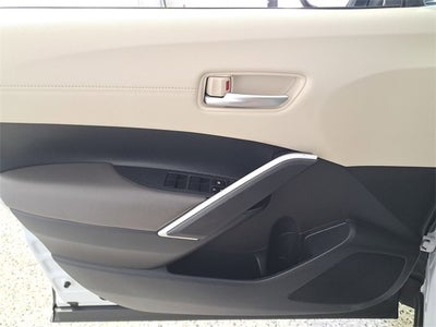 2024 Toyota Corolla Cross XLE