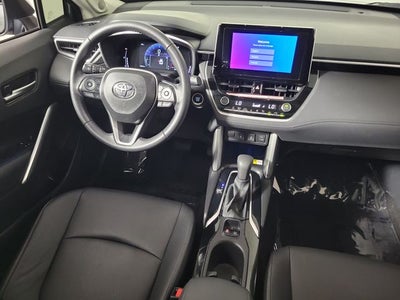2023 Toyota Corolla Cross XLE