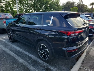 2022 Mitsubishi Outlander ES