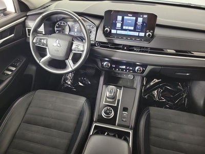 2024 Mitsubishi Outlander SE Black Edition
