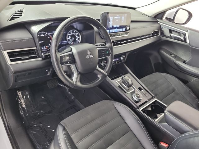 2024 Mitsubishi Outlander SE Black Edition