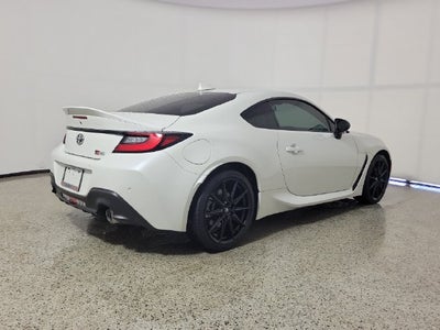 2025 Toyota GR86 Premium
