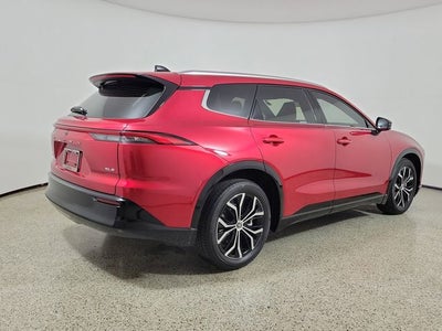 2025 Toyota Crown Signia XLE