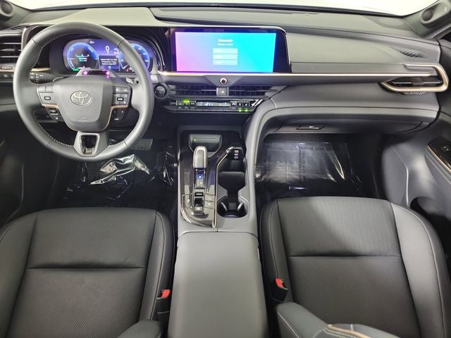 2025 Toyota Crown Signia Limited