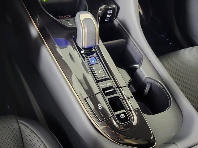 2025 Toyota Crown Signia Limited