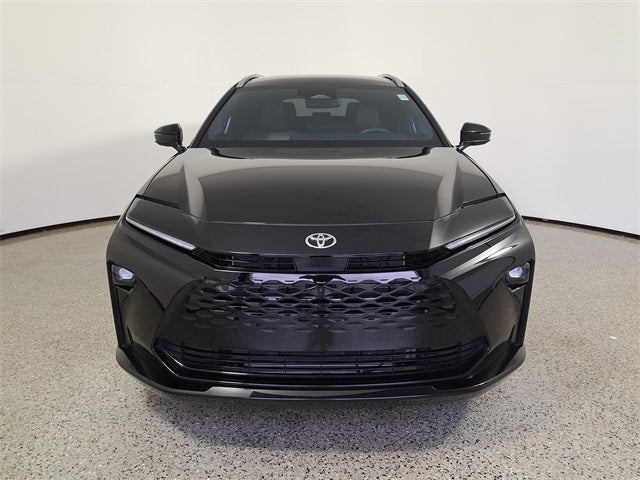 2025 Toyota Crown Signia Limited