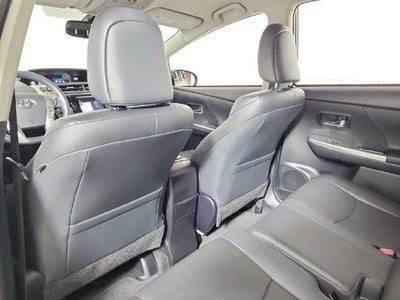2015 Toyota Prius v Four