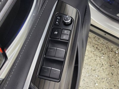 2024 Toyota Venza XLE