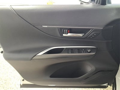 2022 Toyota Venza XLE