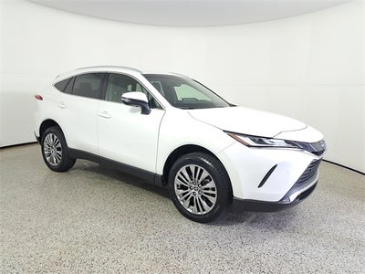 2022 Toyota Venza XLE