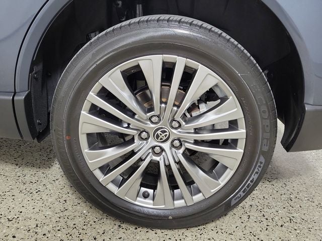 2024 Toyota Venza XLE