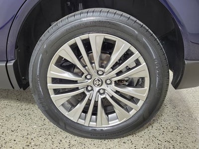 2024 Toyota Venza XLE
