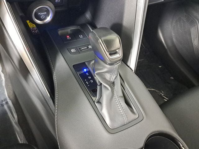 2024 Toyota Venza LE