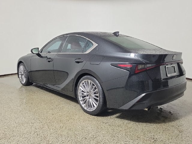 2025 Lexus IS 300