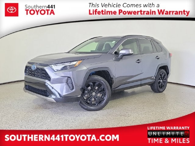 2022 Toyota RAV4 Hybrid SE