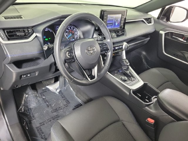 2022 Toyota RAV4 Hybrid SE