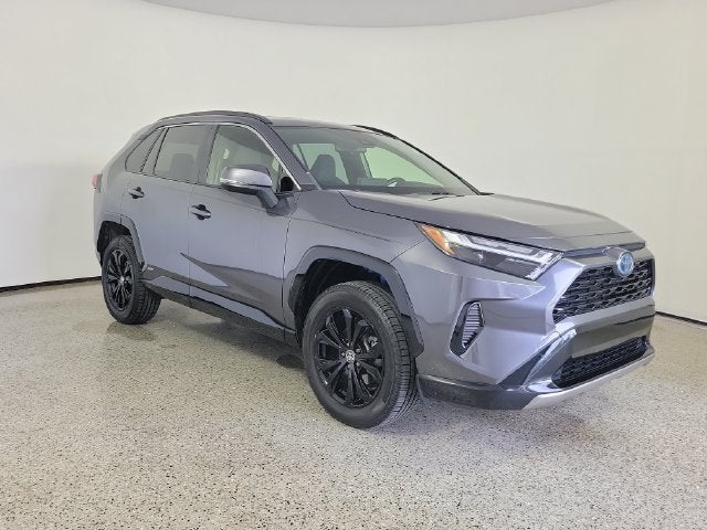 2022 Toyota RAV4 Hybrid SE