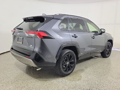 2022 Toyota RAV4 Hybrid SE