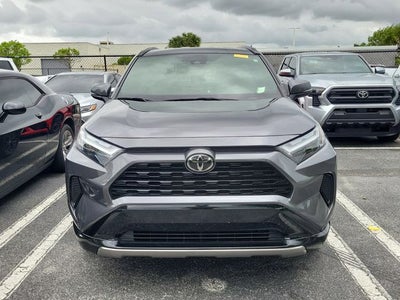 2025 Toyota RAV4 Hybrid SE