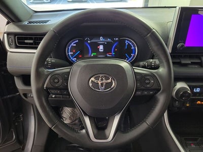 2025 Toyota RAV4 Hybrid SE