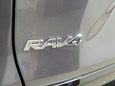 2025 Toyota RAV4 Hybrid SE