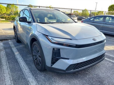 2026 Toyota C-HR XSE