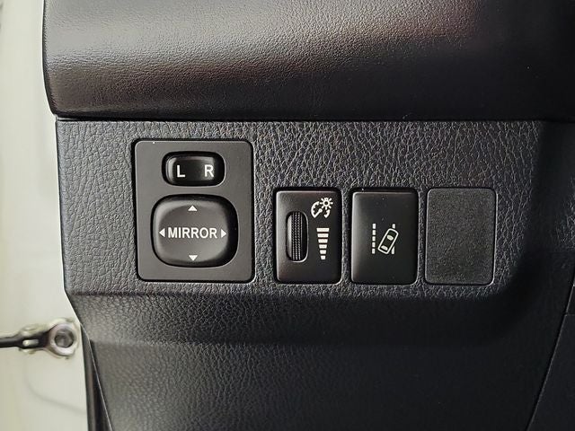 2018 Toyota RAV4 Hybrid LE Plus