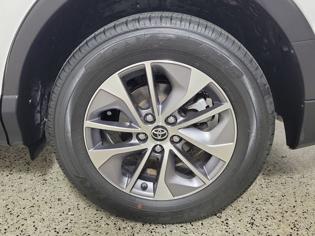 2018 Toyota RAV4 Hybrid LE Plus