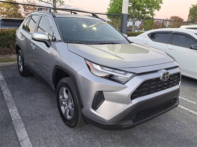 2025 Toyota RAV4 Hybrid XLE