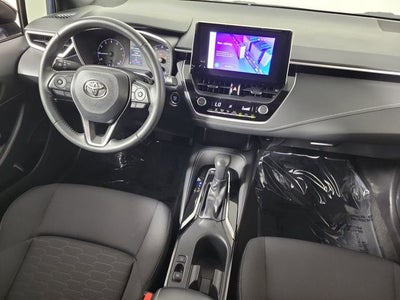 2025 Toyota Corolla Hatchback SE