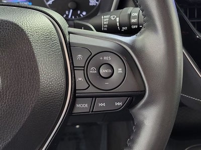 2025 Toyota Corolla Hatchback SE