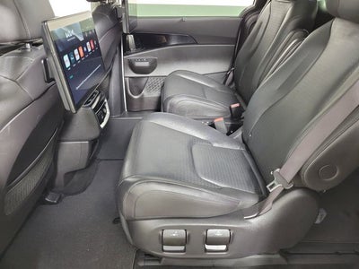 2025 Kia Carnival SX Prestige