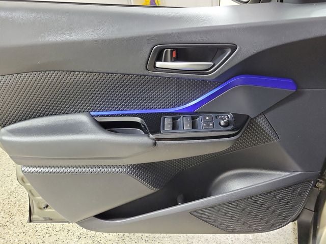 2021 Toyota C-HR XLE