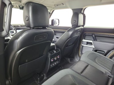 2020 Land Rover Defender 110 SE