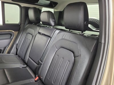 2020 Land Rover Defender 110 SE