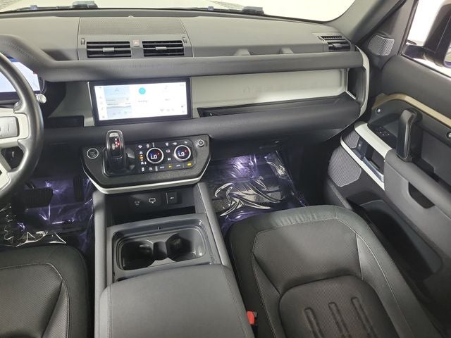 2020 Land Rover Defender 110 SE