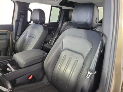 2020 Land Rover Defender 110 SE