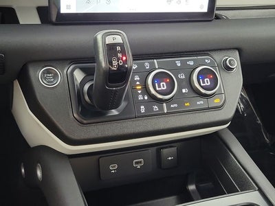 2020 Land Rover Defender 110 SE