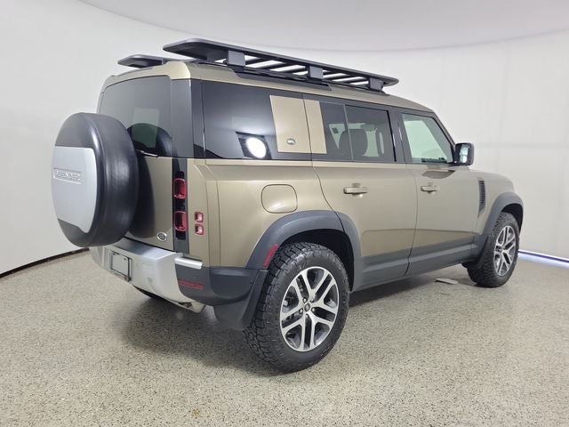 2020 Land Rover Defender 110 SE
