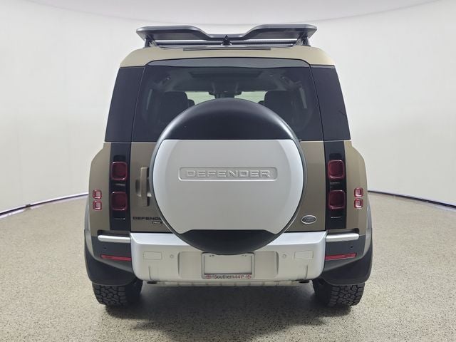 2020 Land Rover Defender 110 SE