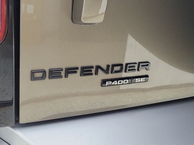 2020 Land Rover Defender 110 SE