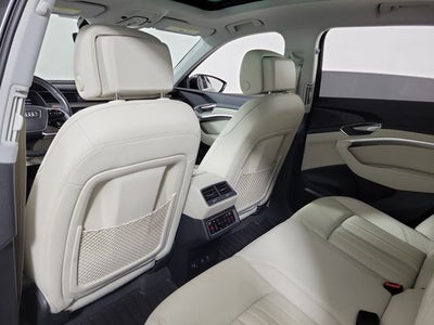 2024 Audi Q8 e-tron Premium Plus quattro