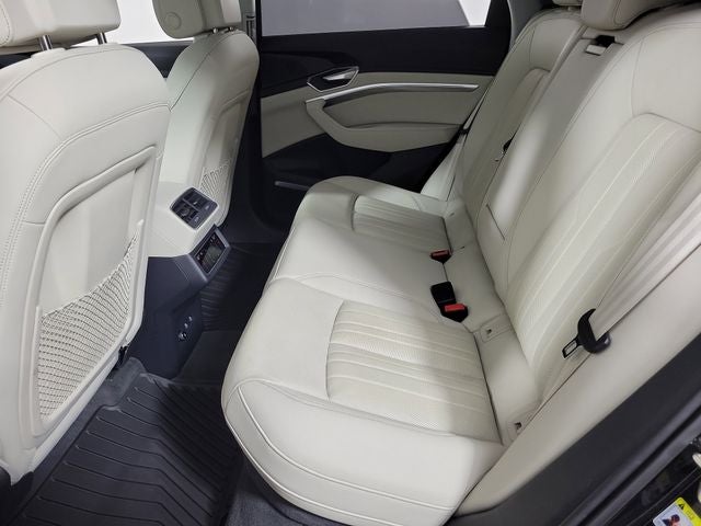 2024 Audi Q8 e-tron Premium Plus quattro