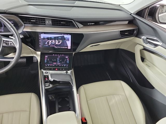 2024 Audi Q8 e-tron Premium Plus quattro