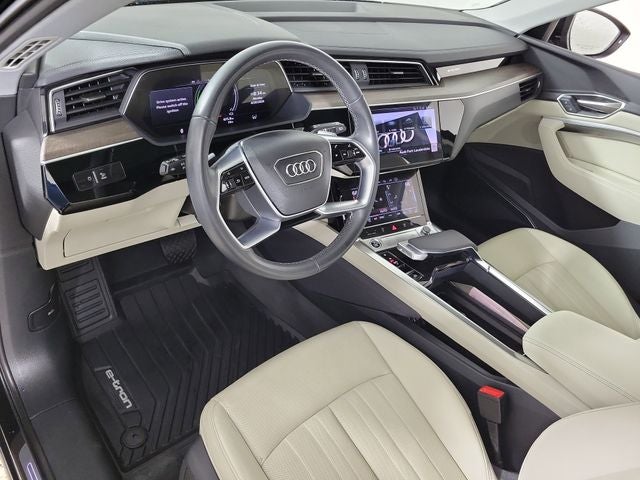 2024 Audi Q8 e-tron Premium Plus quattro